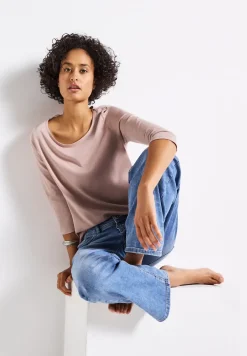 T-shirt avec encolure en U