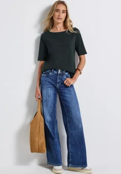T-shirt avec encolure en U