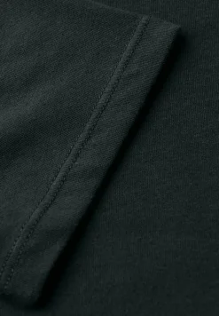 T-shirt avec encolure en U