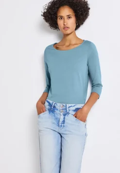T-shirt avec encolure en U