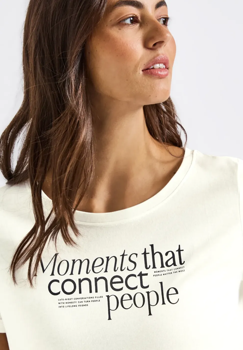 T-shirt avec impression sur le devant