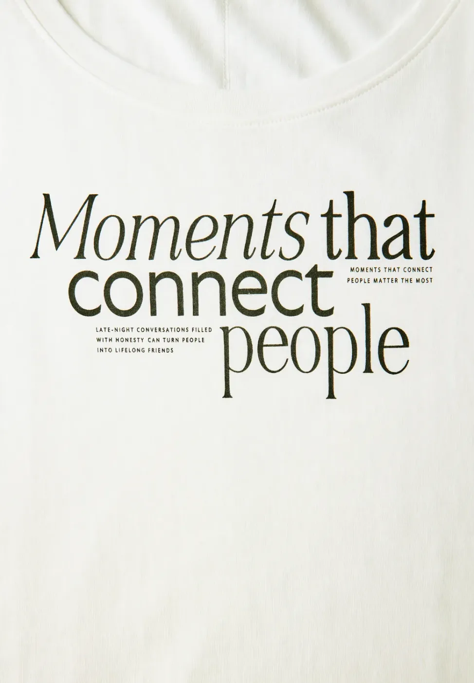 T-shirt avec impression sur le devant