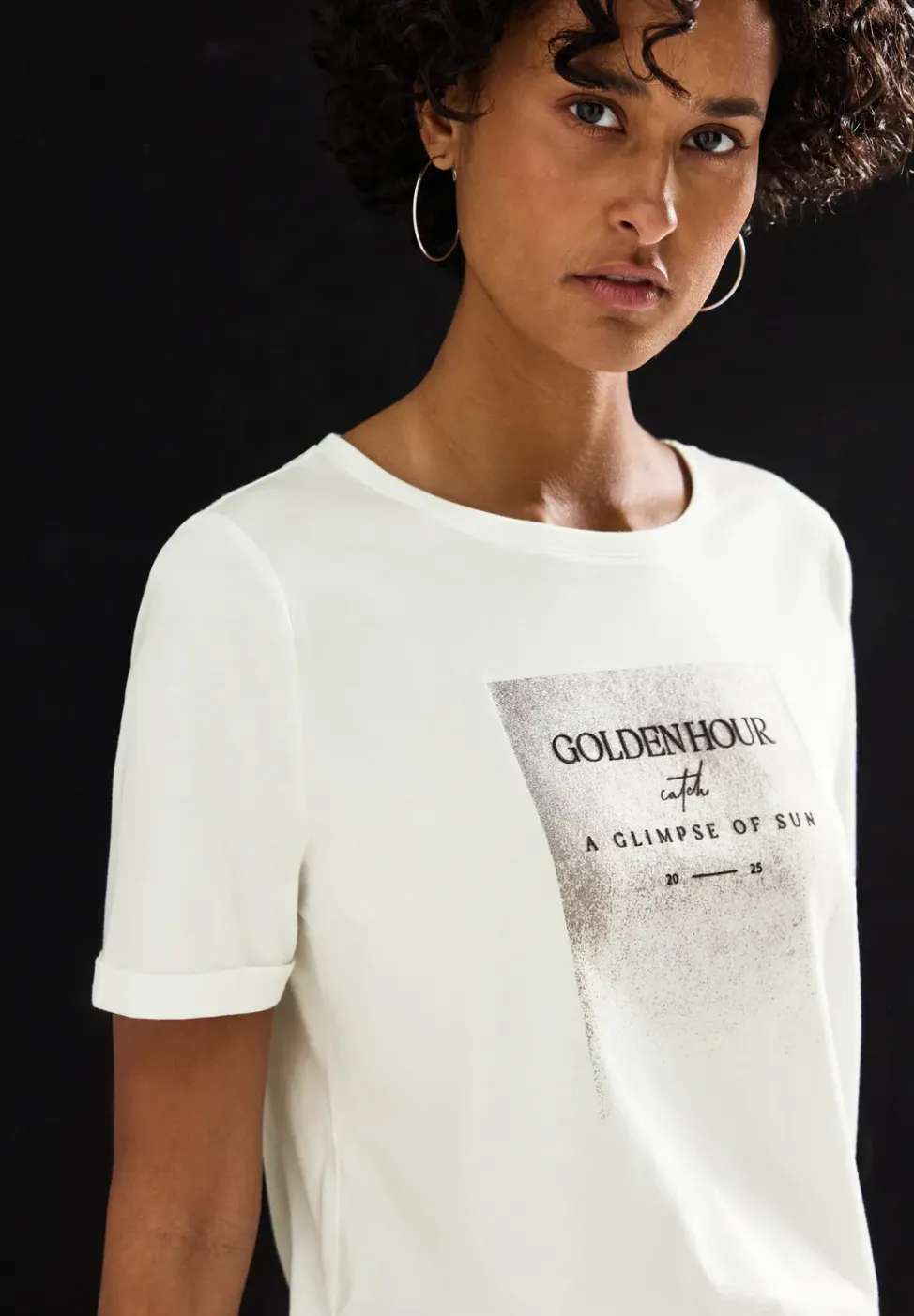T-shirt avec imprimé chatoyant