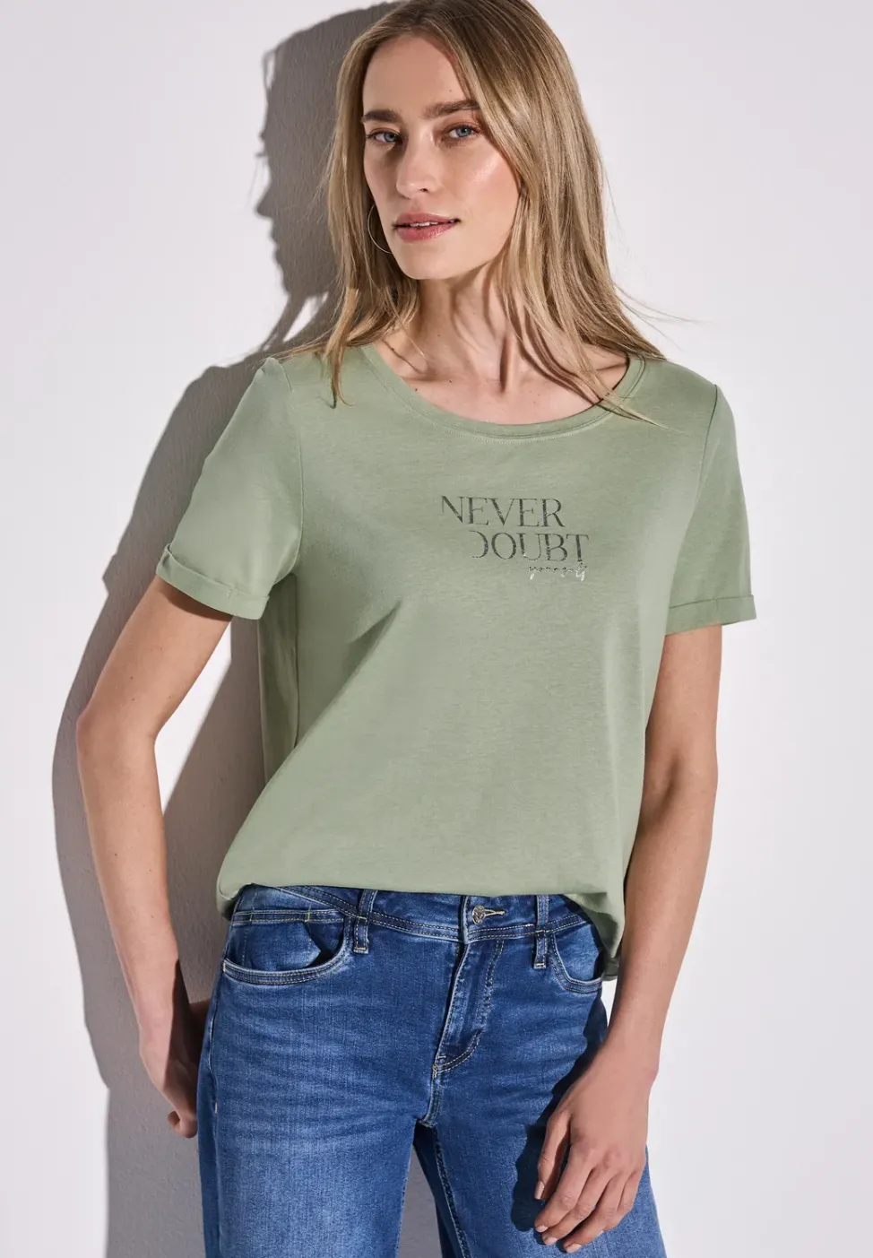 T-shirt avec imprimé sur le devant