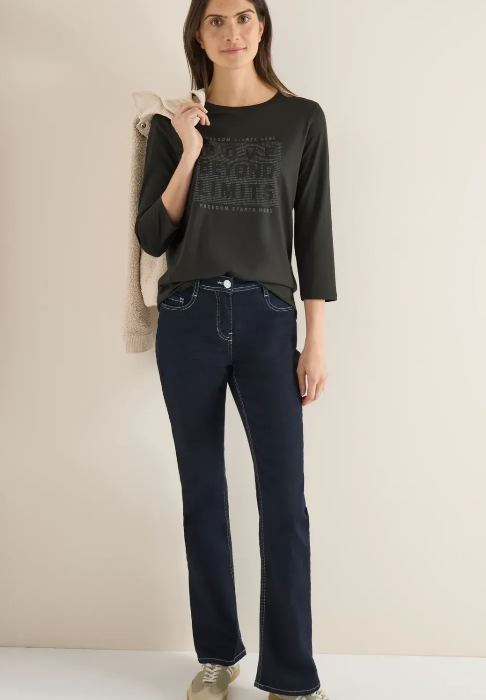 T-shirt avec pierres précieuses