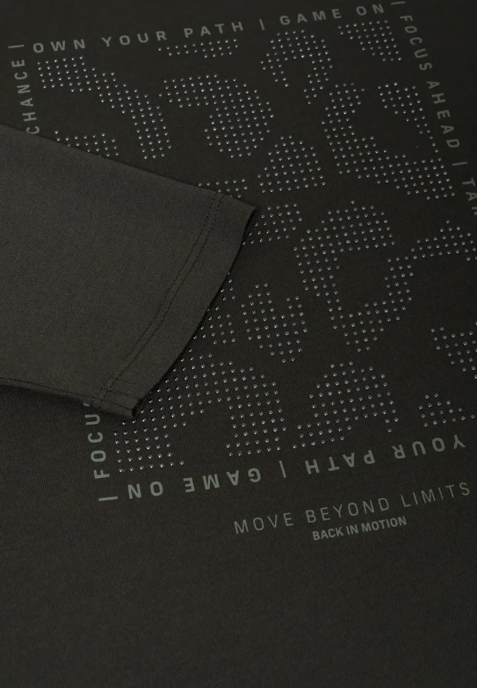 T-shirt avec pierres précieuses