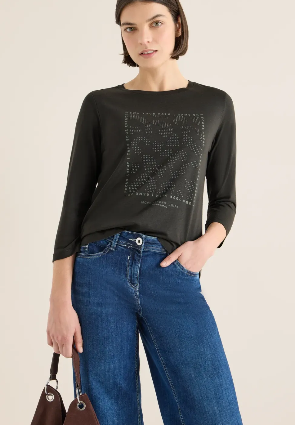 T-shirt avec pierres précieuses