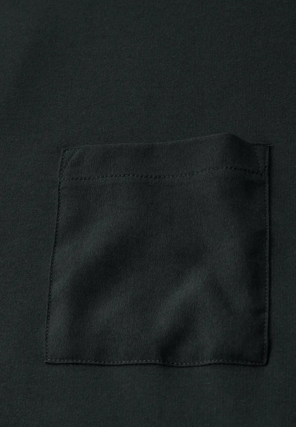 T-shirt avec poche poitrine