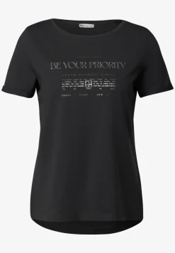 T-shirt avec texte sur film