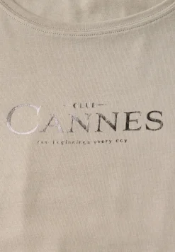 T-shirt avec texte sur film