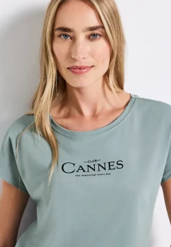 T-shirt avec texte sur film