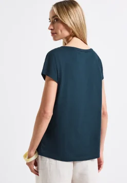 T-shirt avec texte sur film