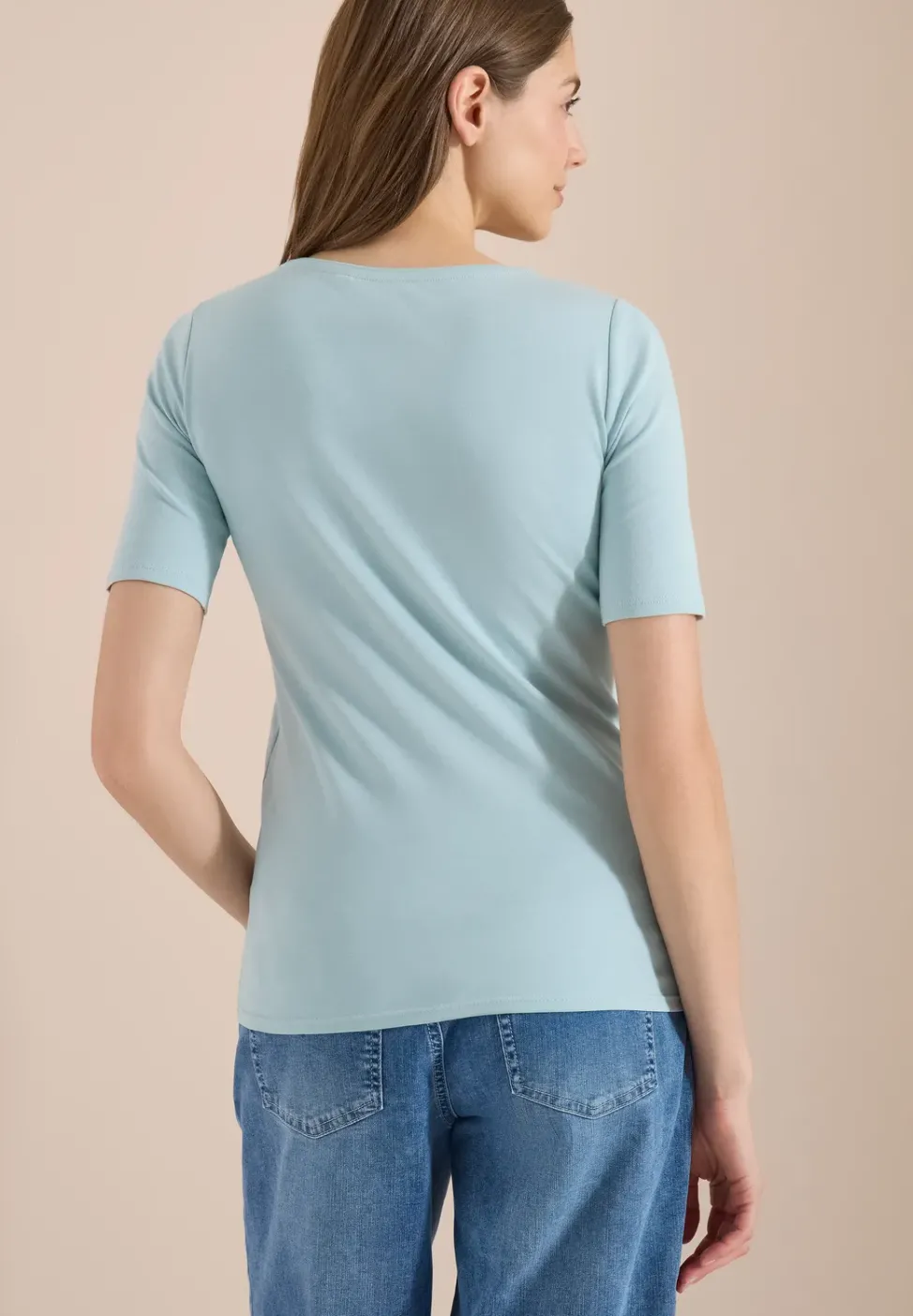T-shirt basique à col rond en couleur unie