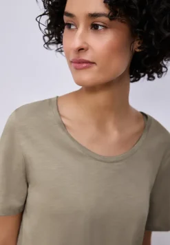 T-shirt basique à col V