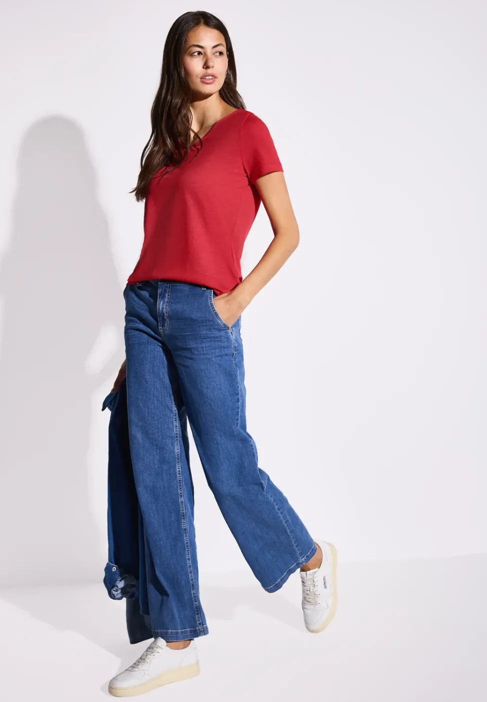 T-shirt basique en couleur unie
