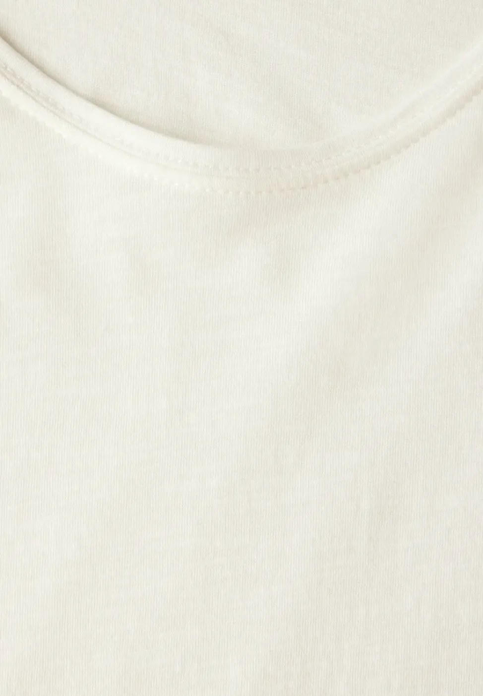 T-shirt basique en couleur unie