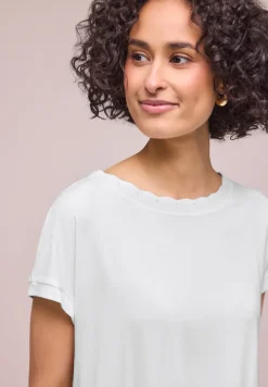 T-shirt col bateau avec bande décorative