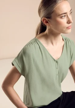 T-shirt dans un mélange de matières