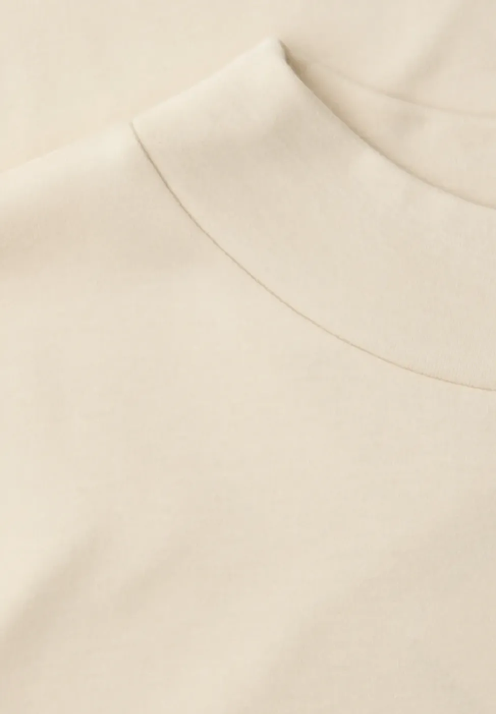 T-shirt de base avec Turtle Neck