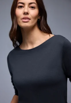 T-shirt en couleur unie