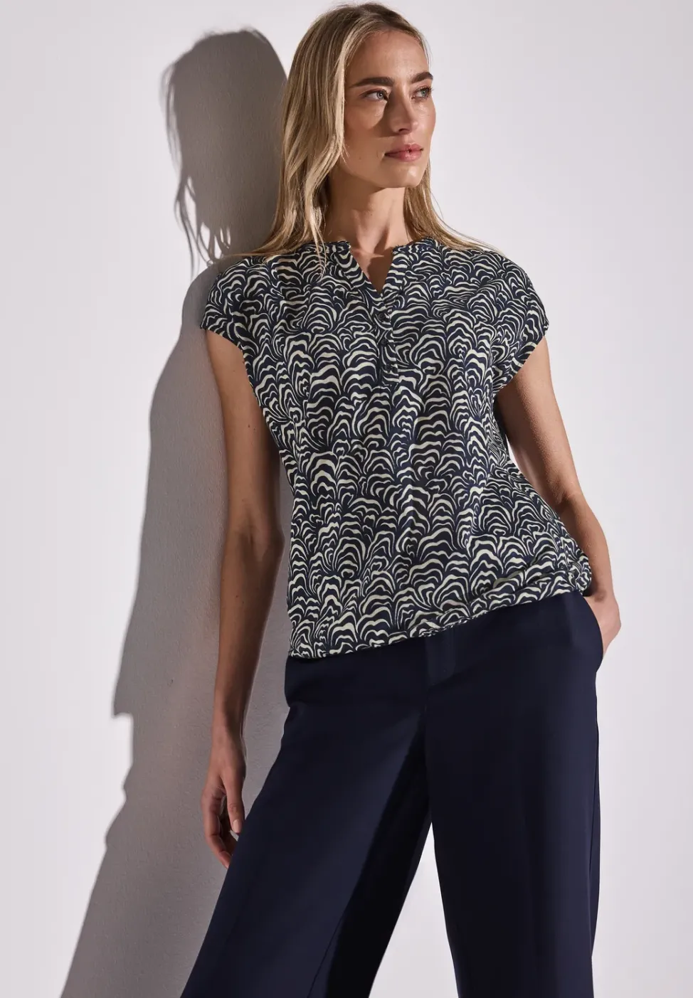 T-shirt en jersey au look chemisier