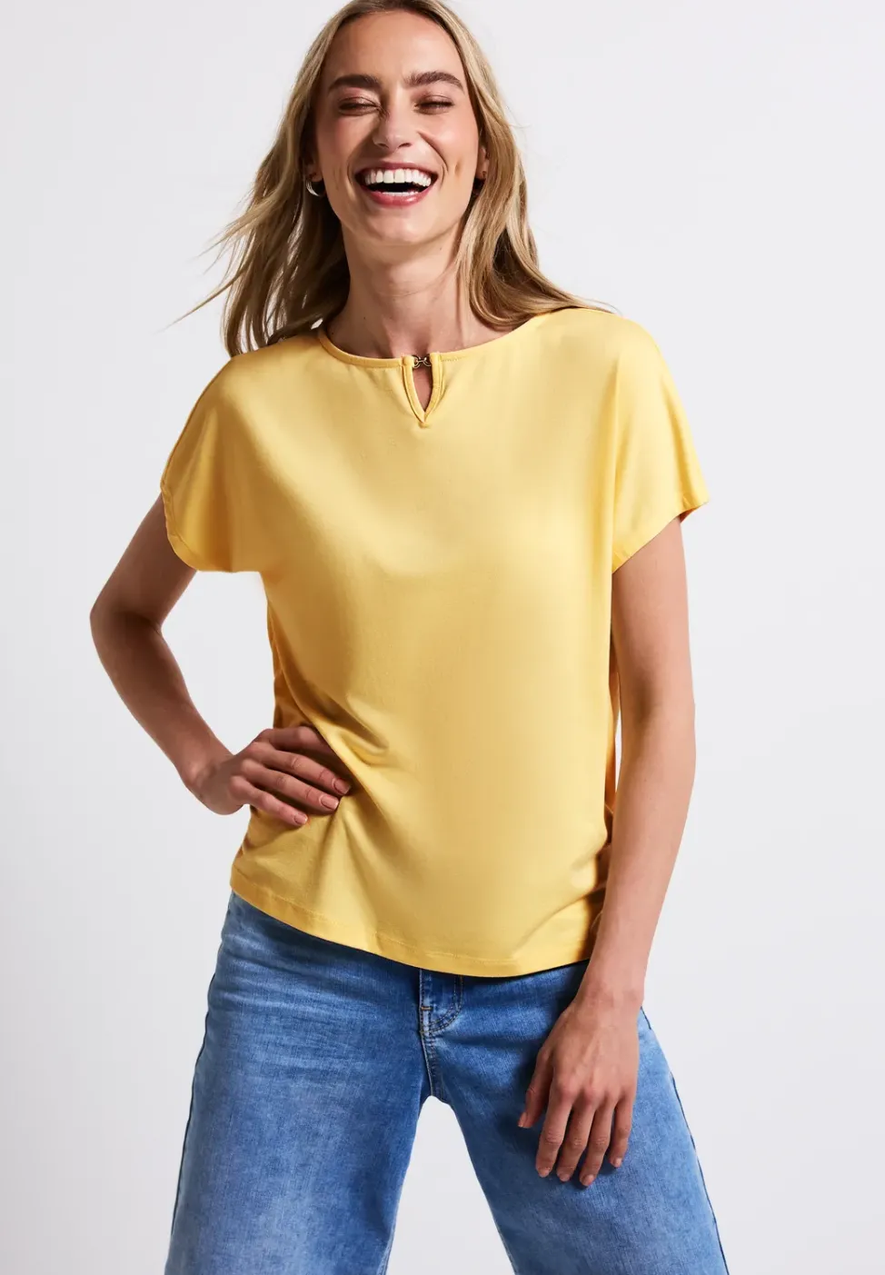 T-shirt en jersey avec découpe