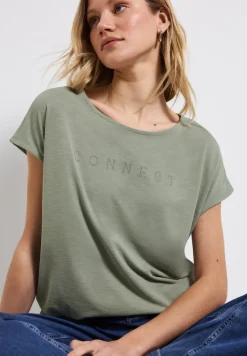 T-shirt en soie avec des mots