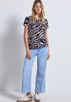 T-shirt imprimé avec découpe