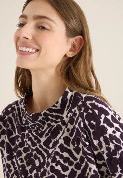T-shirt imprimé avec détails de boutons