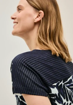 T-shirt imprimé avec détails