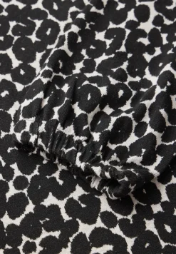 T-shirt jacquard