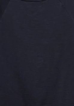 T-shirt raglan