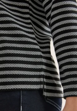 T-shirt rayé à col funnel