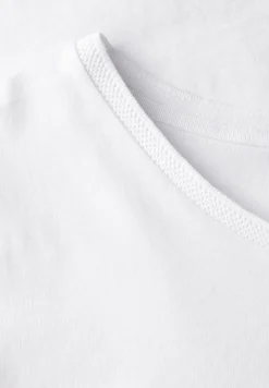 T-shirt sans manches