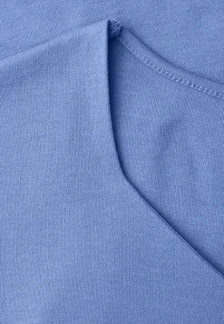 T-shirt sans manches avec encolure en diamant