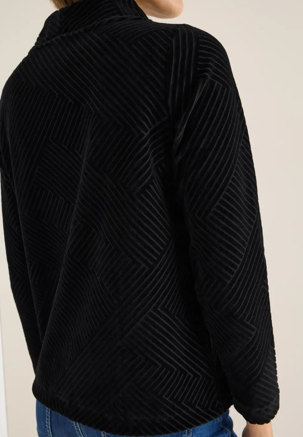 T-shirt structuré avec col funnel