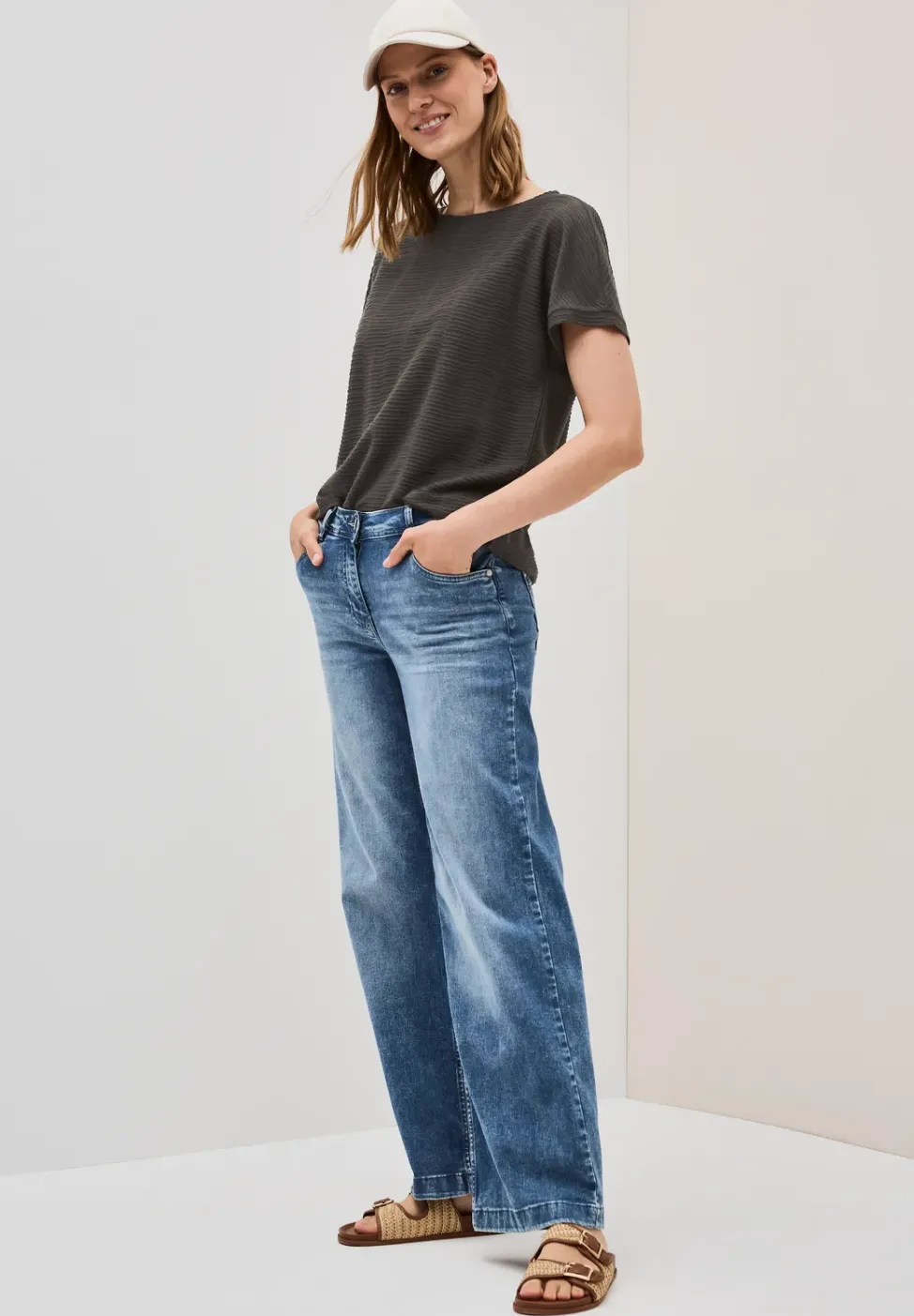T-shirt structuré en couleur unie