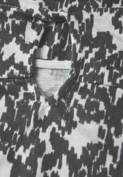 T-shirt tricoté avec motif