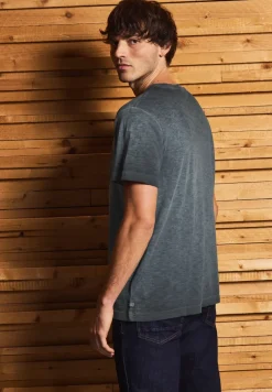 T-shirt au look délavé