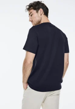 T-shirt avec chestartwork