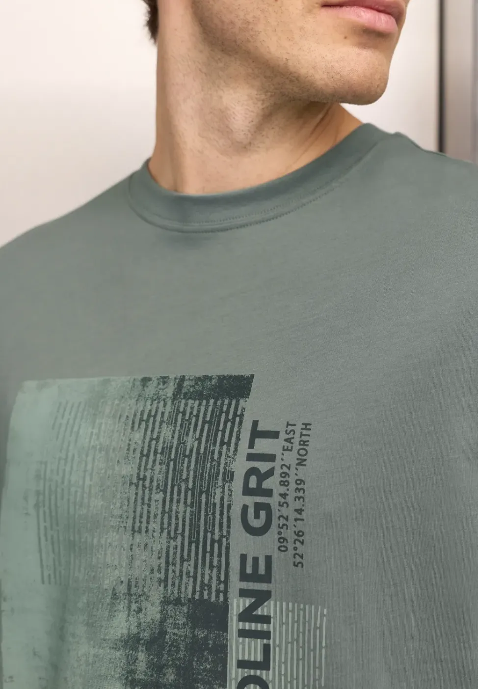 T-shirt avec impression sur le devant