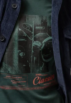 T-shirt avec impression sur le devant