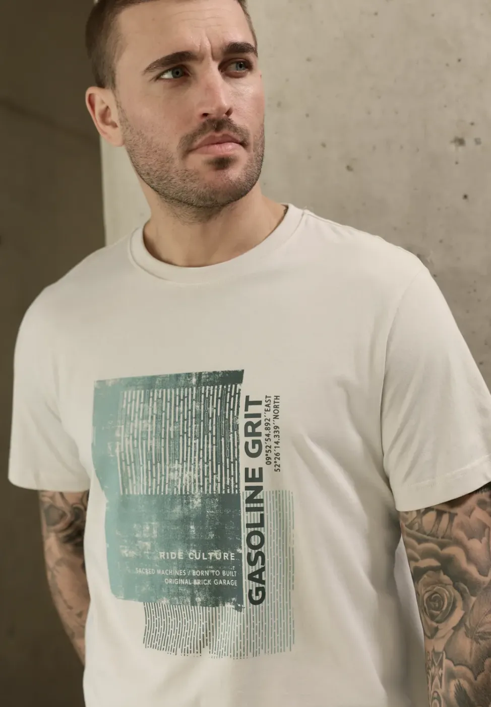 T-shirt avec impression sur le devant