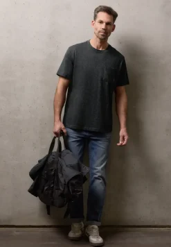 T-shirt avec poche poitrine