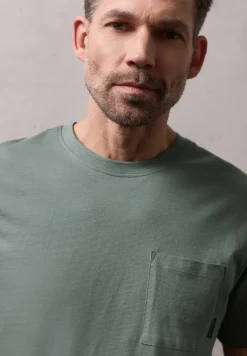 T-shirt avec poche poitrine