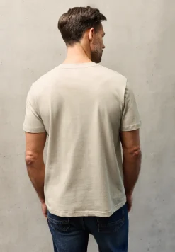 T-shirt avec poche poitrine