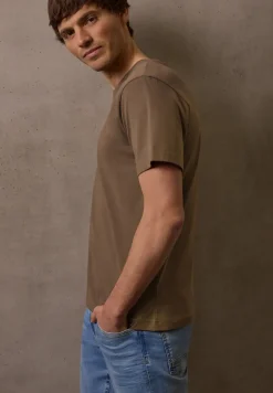 T-shirt basique à col en V