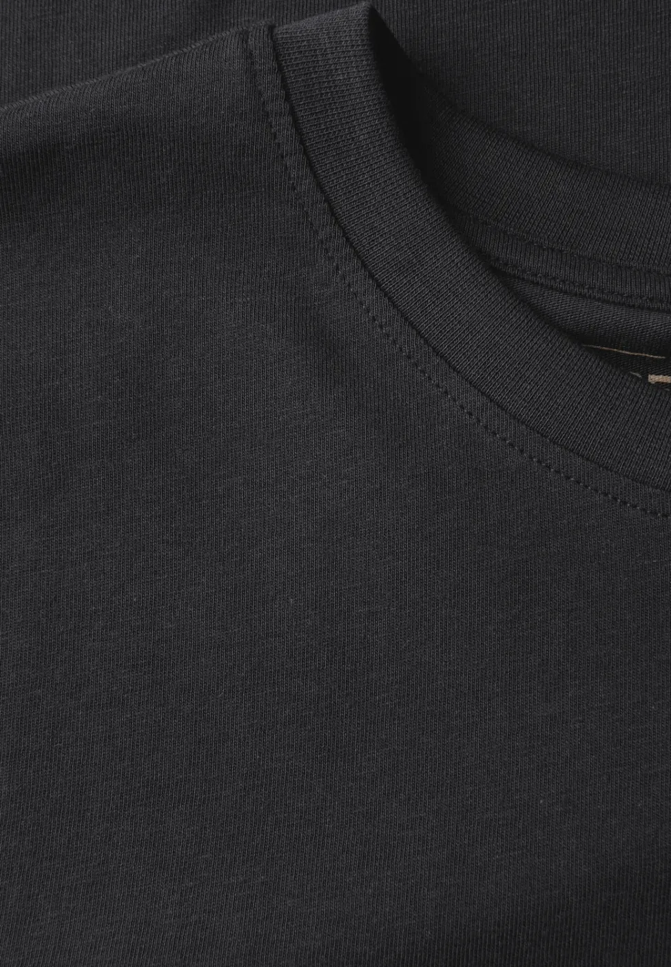 T-shirt basique en couleur unie