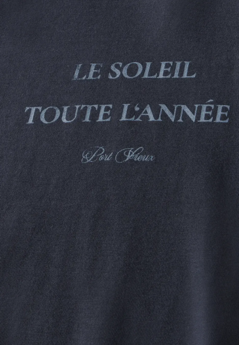 T-shirt à col en V
