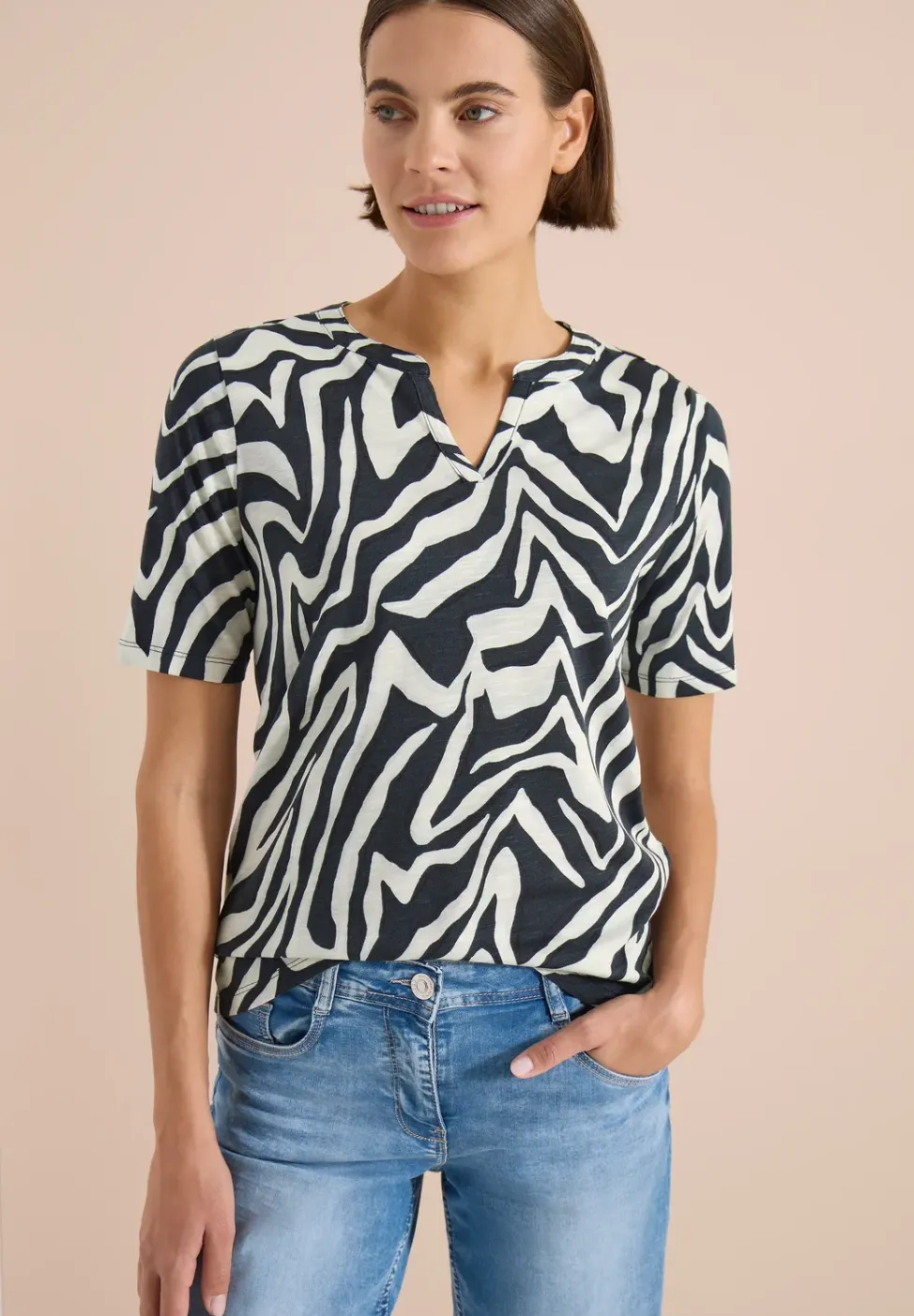T-shirt à col fendu avec imprimé